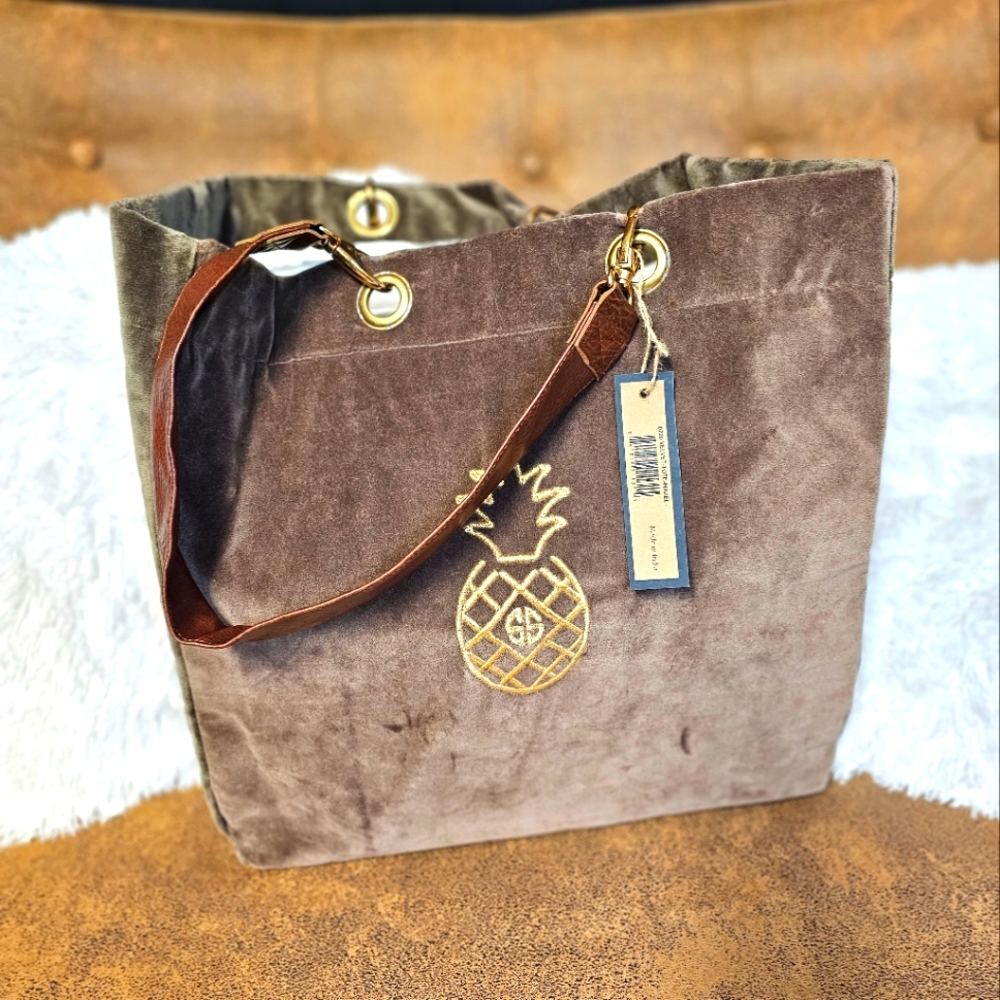Simply southern purse